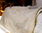 Wunderschöne weiche Decke aus Schaffell naturweiß / creme / beige 200x160 cm Tagesdecke Überwurf